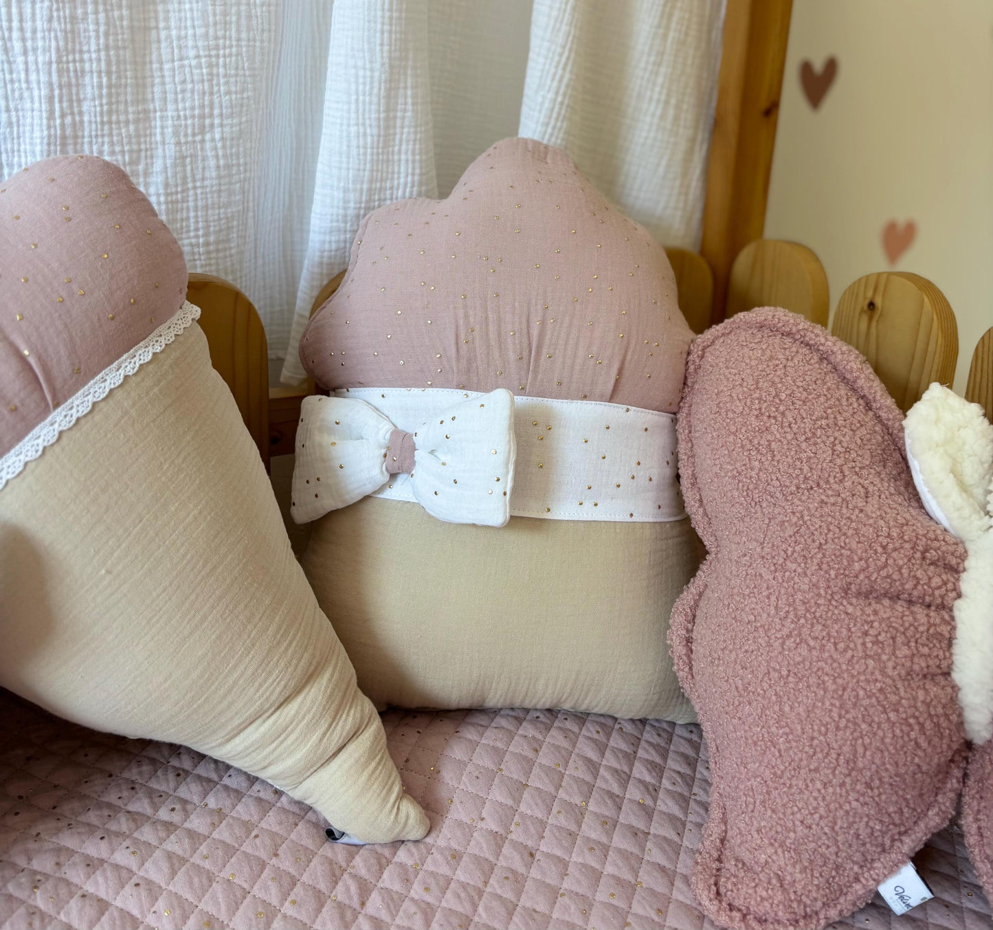 Kids Decorative Flower, Romantic Themed Children's Room