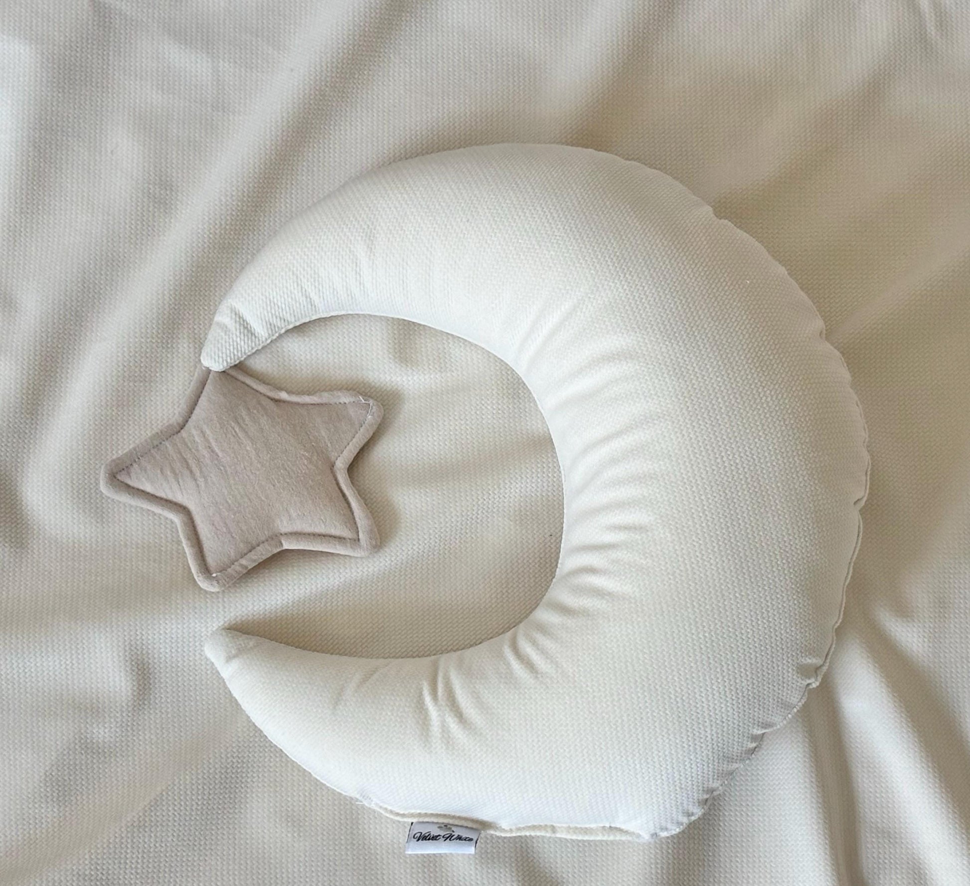 Kids Decorative Pillow, Kids Room Decor Cushion with ruffles