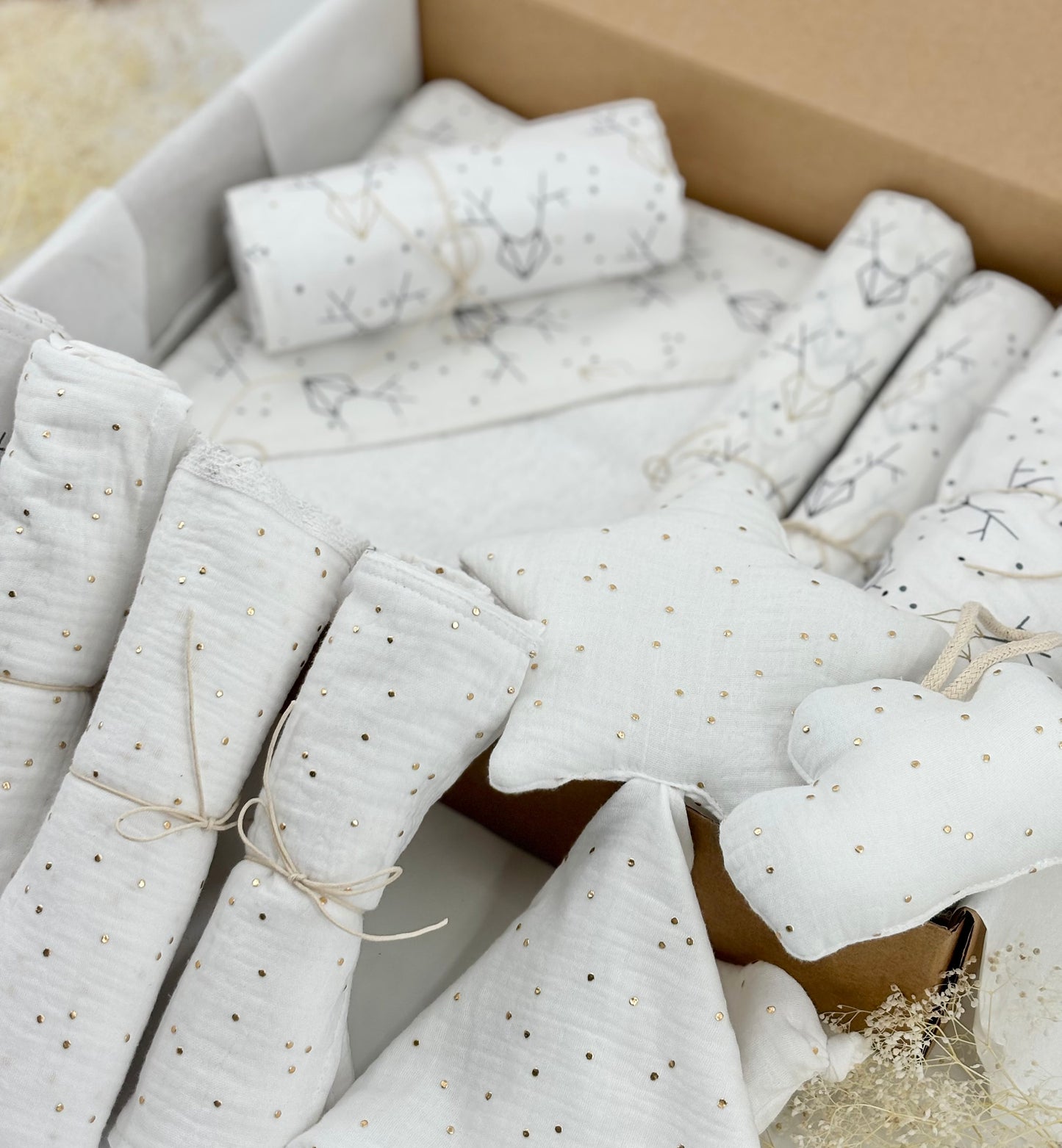 Baby box packed eco-friendly,Baby Shower Gift,Gift for new parent, Christmas gift