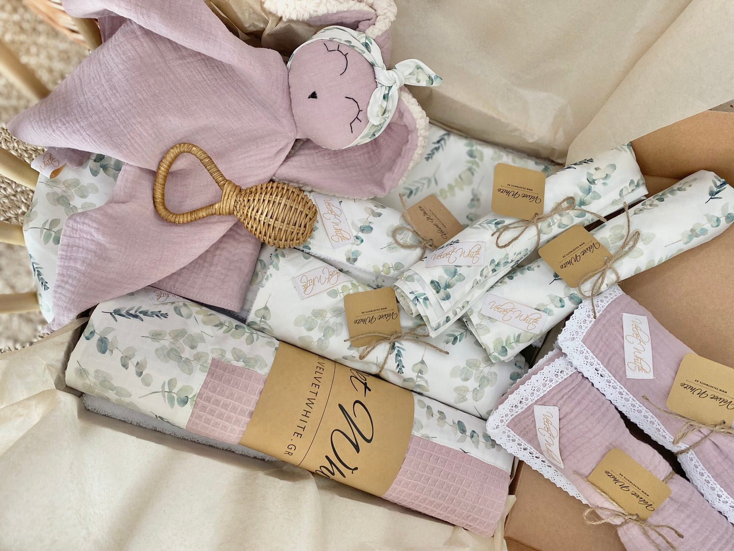 Baby box Pink Eucalyptus leaves, maternity hospital essentials, packed eco-friendly,Baby Shower Gift,Gift for new parent, Christmas gift