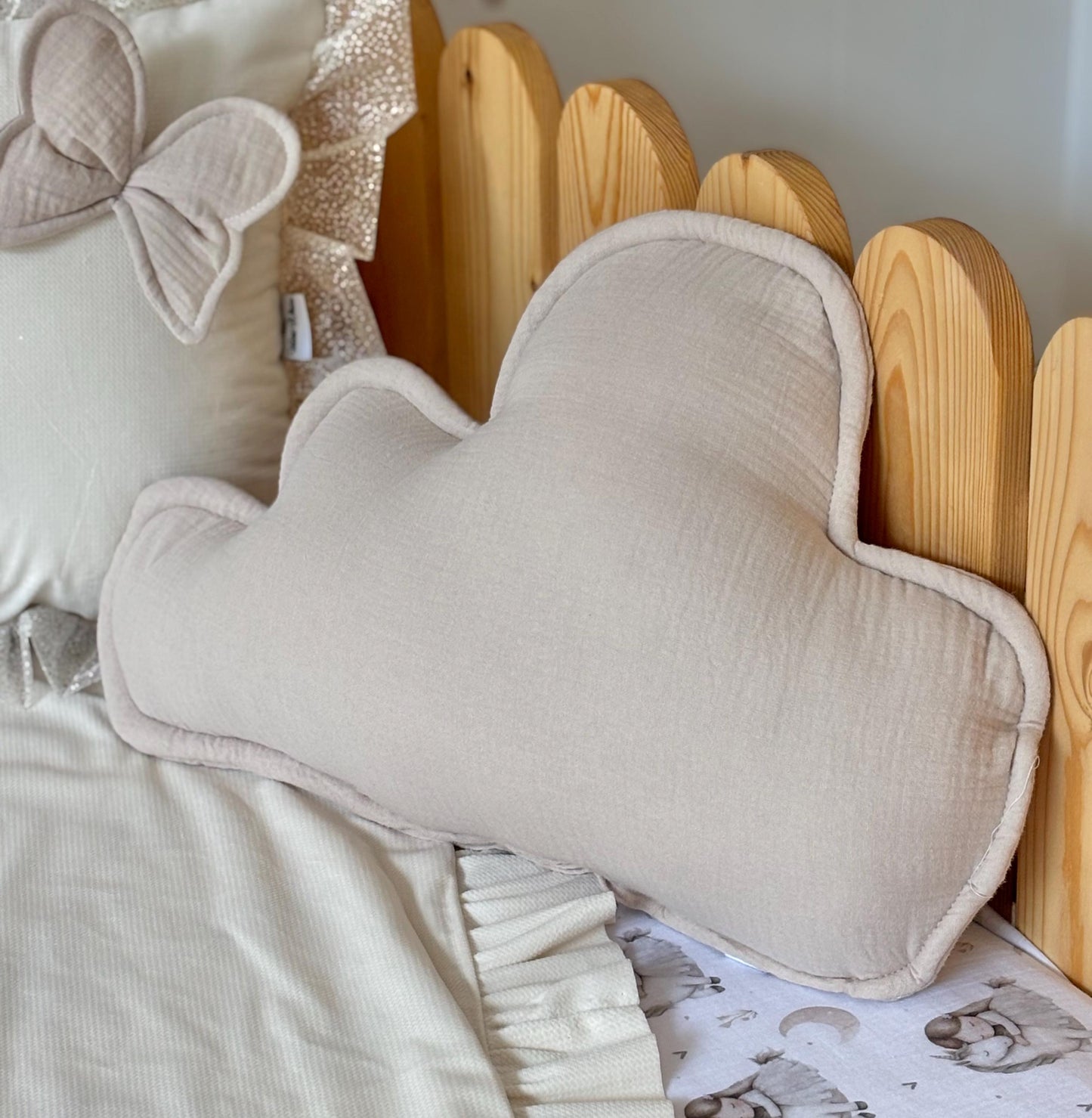 Kids Decorative Pillow, Kids Room Decor Cushion with ruffles